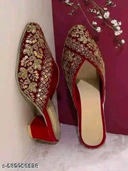Elite Women Juttis & Mojaris