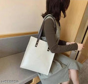 White corco Ladies shoulder bag Hand bag