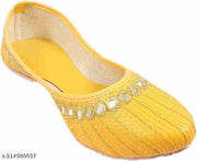 Fabulous Women Juttis & Mojaris