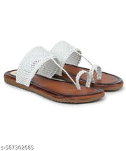 LATEST KOLHAPURI SLEEPER,BEST FOR WOMEN AND GIRLS,PINK FLIP FLOP, CAUSAL SLEEPER FOR GIRLS,BEST FLAT UNDER 300