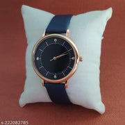 New Antique Designer LEather Strap Analog Watch for Girls and Women