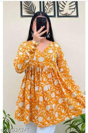 Women Trending Rayon Printed Short Kurta