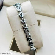 New Fancy Solid Dial Attractive Metal Chain Attractive Bracelet Analog Watch for Women
