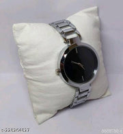 New Fancy Solid Dial Attractive Metal Chain Attractive Bracelet Analog Watch for  Women