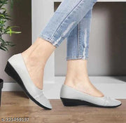 SUPER FANCY Latest Collection, Comfortable Ethnic Sandal Fashionable Bellies For Women's and Girl's Bellies for Women Grey Color