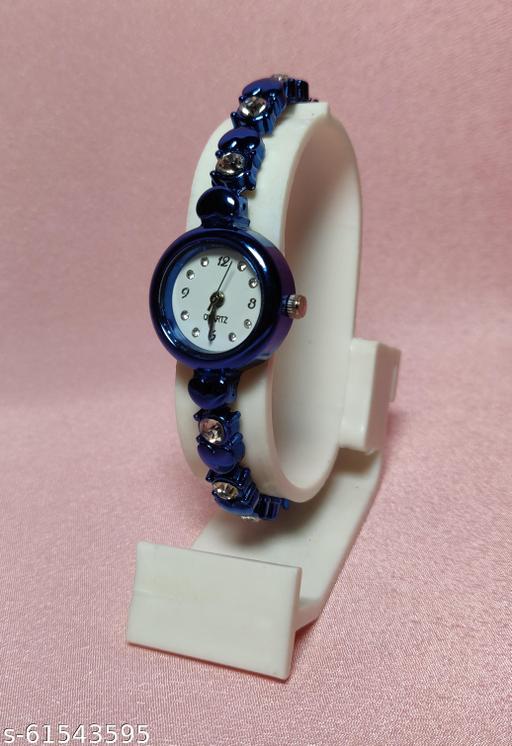 New Cosmic Bracelet Type Belt Small Dial Metal Analog Watches for Women