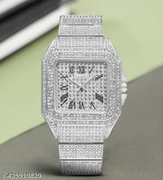 Elegant Fashion Style Men Luxury Silver Diamond Square dial Watch