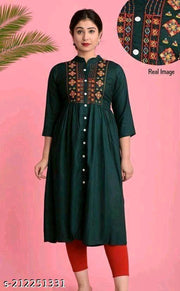 Women Embellished Viscose Rayon Anarkali Kurta