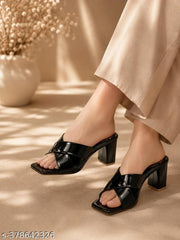 #AloneKing #WomenHeels #BlackHeels #BlockHeels #PartyWearHeels #StylishSandals #FashionFootwear #LadiesFootwear #TrendyHeels #ComfortableHeels #SlipOnHeels #WomenFashion #FootwearCollection #DailyWear #