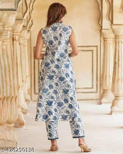WOMEN BLUE SLEVELESS COTTON KURTA