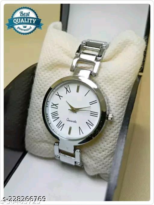 New Fancy Solid Dial Attractive Metal Chain Attractive Bracelet Analog Watch for  Women