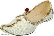 Men's Ethnic Traditional Juttis & Mojaris