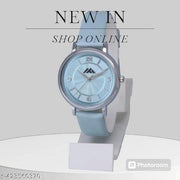 Best Quality Ethnic Dial Designer Gorgeous Round Dial Analog Watches for Women