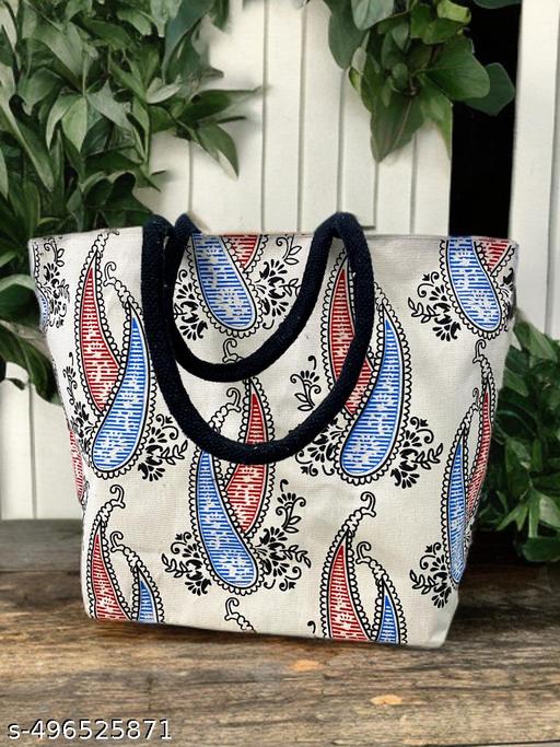 Elegance in Every Carry – Kerala Patta Tote Bag