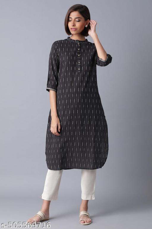 Woman Grey and Ecru Straight Kurta