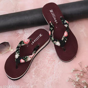 HILLINGS Relexed fashionable woman Brown