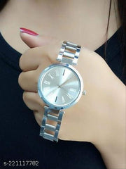 new trendy watches for women