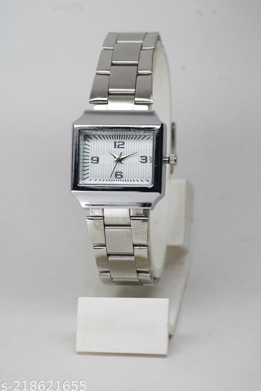 Attractive Solid Designer Stainless Steel Belt Analog Watches for Women