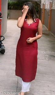 Ladies Stylish Embroiderd sleeveless long kurti