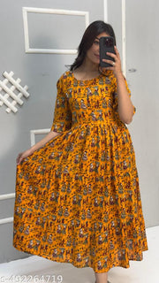 Printed Gown Premium kurta for Women Kurta forWomen's Rayon Printed Long Flared Anarkali Kurti Beautiful Women WOMEN NEV PRINTED RAYON ANARKALI KURTI
