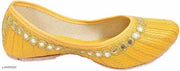Classy Women Juttis & Mojaris