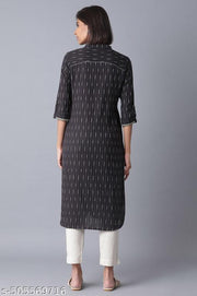 Woman Grey and Ecru Straight Kurta
