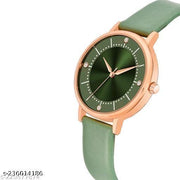 New Antique Designer LEather Strap Analog Watch for Girls and Women