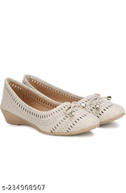 STYLISH BELLIES FOR WOMENS (Cream)