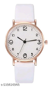 High Quality Round Dial Fancy Leather Belt Women Analog Watch