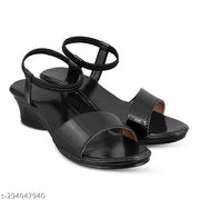 Sahni Traders Women Black Sandal