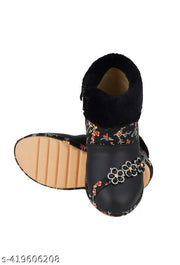 Girls sandals