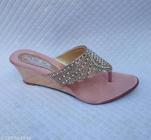 Fancy Stone and Bridal Latest Heel Women ,Girls and Ladies Sandle Slippers And Chappals For Dailywear and Party Wear on Trends in best and Reasonable Price(Golden bridal Chappal)