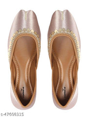 Yepplo  Women  Punjabi Juttis & Mojaris