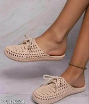 WOMAN AND GIRLS SLIPPERS STYLE NEW