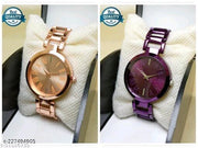 Attractive New Solid Dial Attractive Metal Chain Belt Analog Watch for Women