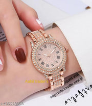 New fhasion women luxury diamond shiny Cristal wrists brand type's quartz watch for women and pretty girls