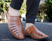 Stylish Men's Synthetic Beige Juttis
