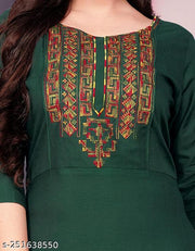 Abhisarika Women Plus Size Rayon Kurti