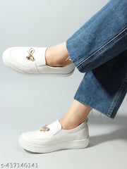 Casual Sneaker Stylish Shoe , Outdoor & Fashion Forward, Comfortable shoes for Women with old school Shoe and PU Sole