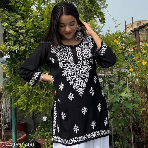 JANNAT CHIKANKARI SHORT MODAL KURTI