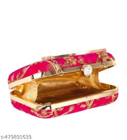 Styles Modern Women Clutches