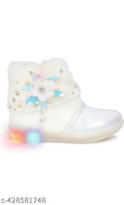 Kids boots