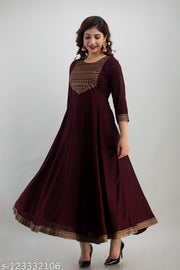 Women Rayon Printed Solid Dyed Flare Long Kurta