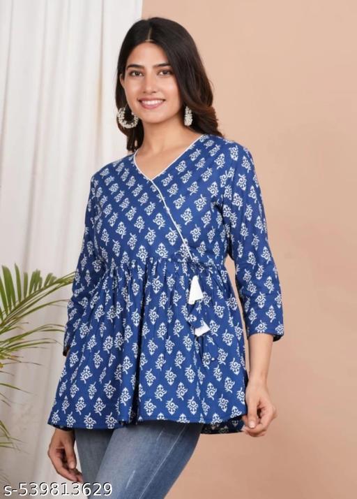 NEW LOOK KURTA/Classic Designer Women kurta/tranding gown/letest kurta/flower gown/new look kurta
