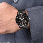 NEW ARRIVAL BLACK KING BRACELET WITH BLACK DIAL AND MESH STRAP SPORTY LOOK ANALOG WITH QUARTZ WATCH