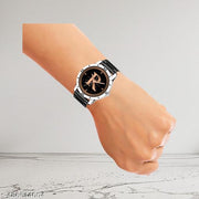 Welix Analog Round Black Dial ALPHABET R Design Stylish Black PU Strap Classic Design Fancy Wrist Watch for Men and Boys, Pack of 1 - ALPHA-R-AVO-SIL-CDBLK