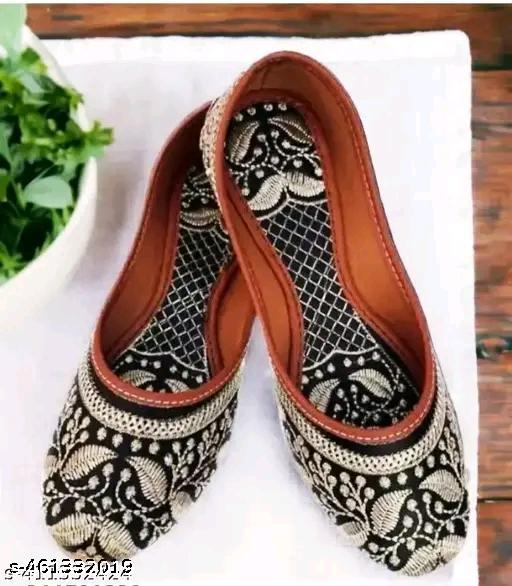 Women's Punjabi juttie & mojari