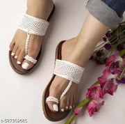 LATEST KOLHAPURI SLEEPER,BEST FOR WOMEN AND GIRLS,PINK FLIP FLOP, CAUSAL SLEEPER FOR GIRLS,BEST FLAT UNDER 300