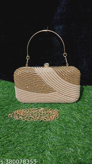 REAL LIFE PEARL SHINING ATTRACTIVE AND IMPRESSIVE FESTIVE/PARTY/WEDDING/BRIDAL CLUTCH FOR WOMEN