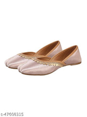 Yepplo  Women  Punjabi Juttis & Mojaris